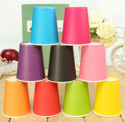 Tasse de papier à grande vitesse jetable faisant la machine avec le système de compte automatique