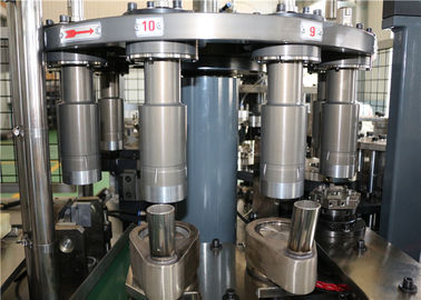 Automatiquement support de tissu de voiture formant la machine pour la boîte de cylindre avec le système pneumatique ultrasonique et chaud